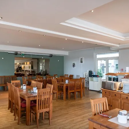 Eisvogel Classic 302 *